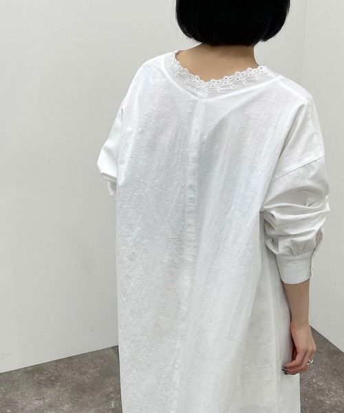 apres jour mignon（アプレジュールミニョン）の「Ｖレースピンタックワンピース【ZOZOTOWN限定アイテム】（ワンピース・レディース・オフホワイト/ベージュ/ブラック・フリー/X-LARGE）」の15枚目の写真