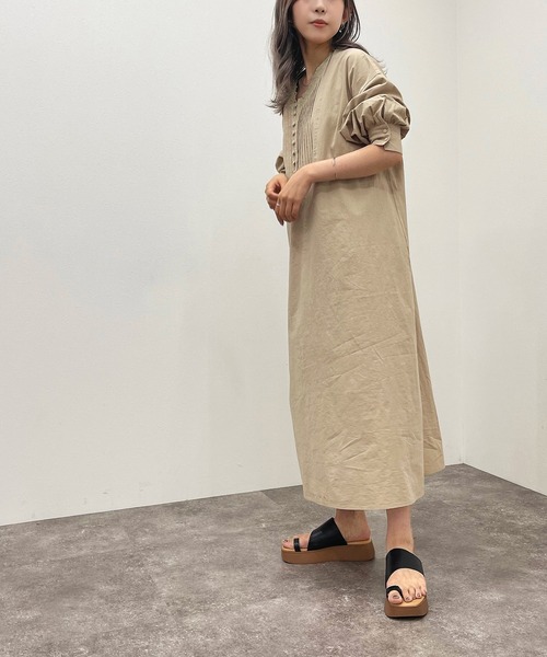 apres jour mignon（アプレジュールミニョン）の「Ｖレースピンタックワンピース【ZOZOTOWN限定アイテム】（ワンピース・レディース・オフホワイト/ベージュ/ブラック・フリー/X-LARGE）」の7枚目の写真