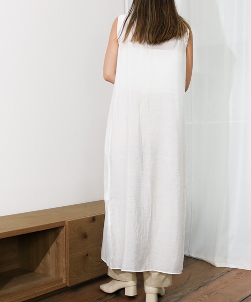 Per sist ence(パーシエンス)の「Per sist ence/パーシエンス ノースリーブチュニック(シャツ/ブラウス・レディース・オフホワイト/ブラック/ブラウン/カーキ・FREE)」の9枚目の写真