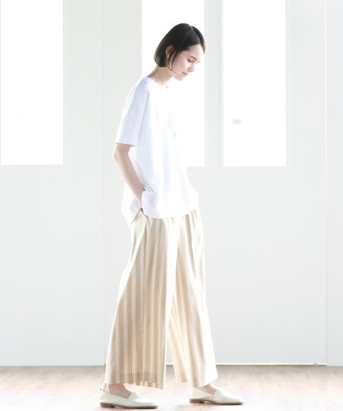 Pao de lo（パオデロ）の「【VOYAGE】フレンチリネンストライプワイドパンツ（その他パンツ・レディース・ベージュ/ネイビー・9号）」の15枚目の写真