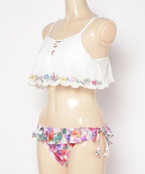 PR01.（ピーアールワン）の「Nuckle Market second story レース 