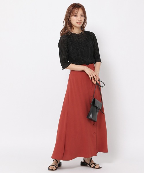 mysty woman（ミスティウーマン）の「楊柳ボタンフレアスカート 956302（スカート・レディース・ブラック/ベージュ/レッド系その他/ダークグリーン/ダークベージュ・FREE）」の11枚目の写真
