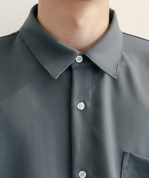 epnok(エプノック)の「サイドスリットジョーゼットシャツ(シャツ/ブラウス・メンズ・ベージュ/ダークグレー・SMALL/MEDIUM/LARGE)」の16枚目の写真