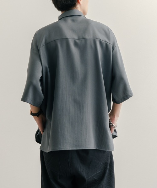 epnok(エプノック)の「サイドスリットジョーゼットシャツ(シャツ/ブラウス・メンズ・ベージュ/ダークグレー・SMALL/MEDIUM/LARGE)」の9枚目の写真