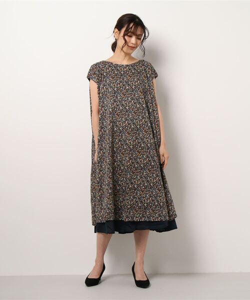 AMERICAN HOLIC（アメリカンホリック）の「リバーシブルツートンカラーワンピース（ワンピース・レディース・ストライプ/その他14/チャコールグレー/モカ・FREE）」の7枚目の写真