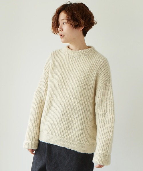 note et silence （ノートエシロンス）の「Hand knit片畦 クループルオーバー（ニット/セーター・レディース・ホワイト/ダークブラウン/ブルー・FREE）」の12枚目の写真