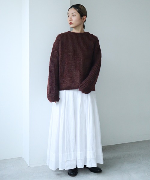 note et silence （ノートエシロンス）の「Hand knit片畦 クループルオーバー（ニット/セーター・レディース・ホワイト/ダークブラウン/ブルー・FREE）」の19枚目の写真