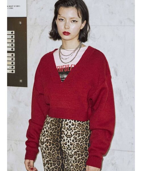 jouetie（ジュエティ）の「レイヤードVネックニット【セットアイテム/2WAY】（ニット/セーター・レディース・ブラウン/レッド/アイボリー/ブルー・MEDIUM）」の16枚目の写真