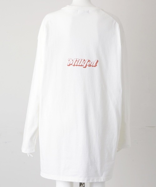 MILKFED.（ミルクフェド）の「GRADATION LOGO LONG TOP（Tシャツ/カットソー・レディース・ホワイト/ブラック/ネイビー・ONE SIZE）」の8枚目の写真