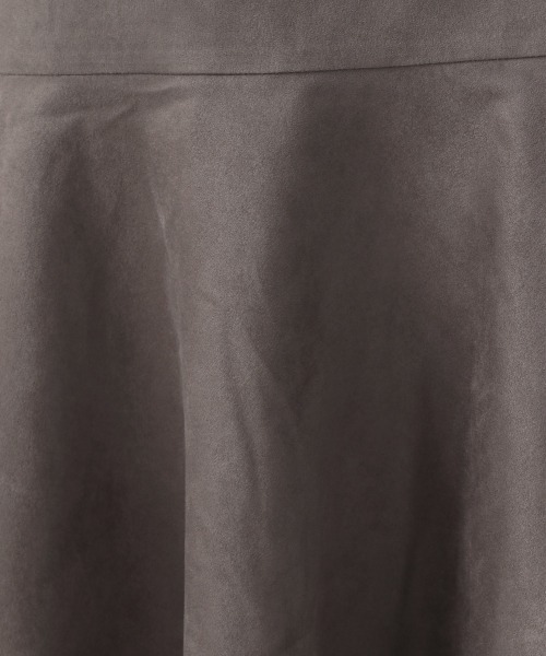 LOWRYS FARM(ローリーズファーム)の「スエードマーメイドスカート 214884(スカート・レディース・グレー/ブラウン/アイボリー・MEDIUM/LARGE/SMALL)」の10枚目の写真