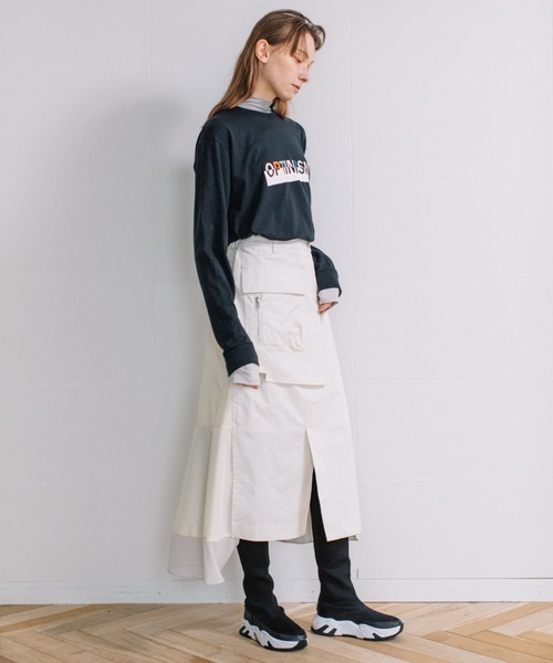 AULA AILA（アウラアイラ）の「ビブラムソールフライニットニーハイスニーカーブーツ（スニーカー・レディース・ブラック/ブラック×ホワイト・36.5/37.5/35.5）」の21枚目の写真