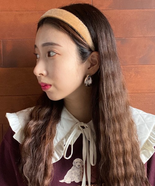 WEGO（ウィゴー）の「WEGO/ハラコワイドカチューシャ（カチューシャ・レディース・その他1/ベージュ/その他3/その他2/オフホワイト/ピンク・FREE）」の3枚目の写真