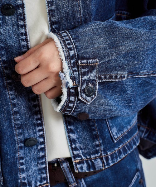 cepo（セポ）の「ショートデニムジャケット（デニムジャケット・レディース・ブラウン/ブルー系2/ベージュ・M）」の13枚目の写真