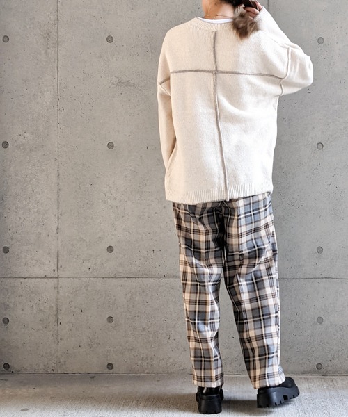 Per sist ence(パーシエンス)の「Per sist ence/パーシエンス 総針配色パイピング Vネックニット(ニット/セーター・レディース・ブラウン/グレイッシュベージュ/ブラック/アイボリー・FREE)」の10枚目の写真