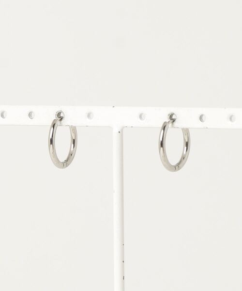 WEGO（ウィゴー）の「WEGO/フープピアス（ピアス（両耳用）・レディース・シルバー/ゴールド・FREE）」の4枚目の写真