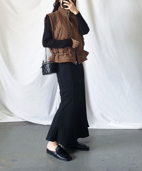 me+em select(ミームセレクト)の「※※【 新色追加/7色展開 】ハイネックドローコードエコダウンベスト(ベスト・レディース・ブラック/グリーン/アイボリー/パープル/チャコール/ベージュ/ブラウン・FREE)」の18枚目の写真