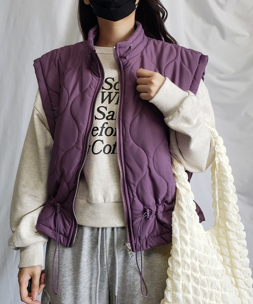 me+em select(ミームセレクト)の「※※【 新色追加/7色展開 】ハイネックドローコードエコダウンベスト(ベスト・レディース・ブラック/グリーン/アイボリー/パープル/チャコール/ベージュ/ブラウン・FREE)」の15枚目の写真