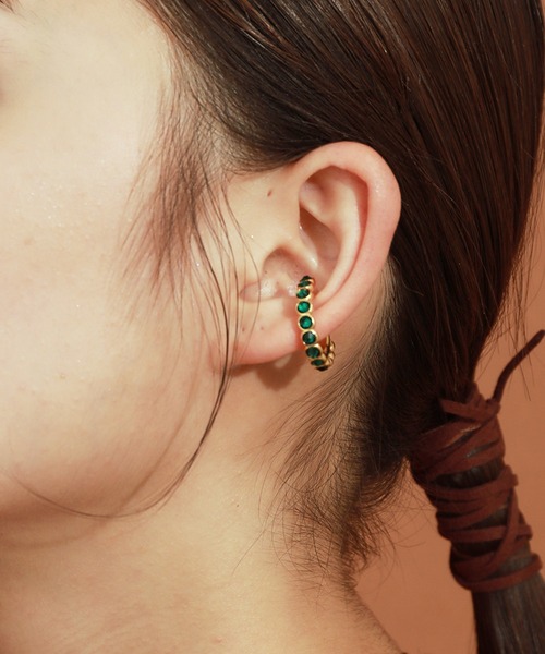 MADEMOISELLE ROPE'（マドモアゼル ロペ）の「ラインビジューイヤーカフ（イヤリング・レディース・ホワイト系その他/グリーン/ピンク・FREE）」の3枚目の写真