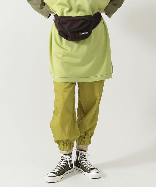 BEAMS BOY（ビームスボーイ）の「BEAMS BOY / ナイロン タフタ スポーツパンツ 22SS（その他パンツ・レディース・ピンク/ターコイズブルー/ライム・ONE SIZE）」の4枚目の写真