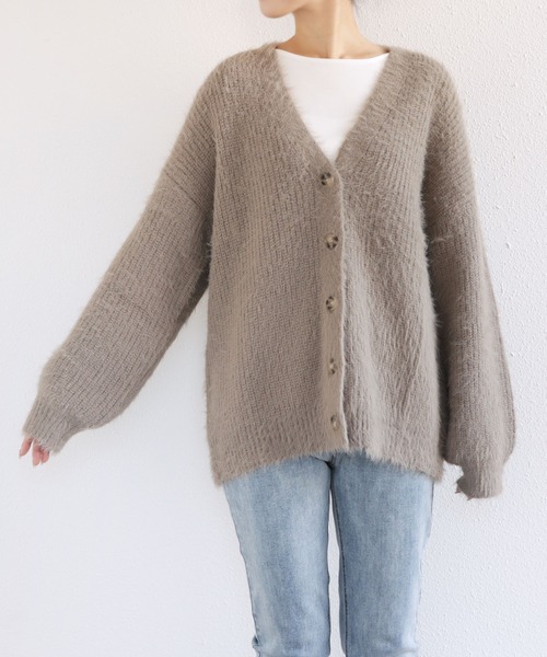 andme(アンドミー)の「フェザーヤーン長袖ニットカーディガン(カーディガン/ボレロ・レディース・ブラック/アイボリー/グレイッシュベージュ/ライム/オレンジ/パープル/レッド/ブルー/ブラウン・M)」の10枚目の写真