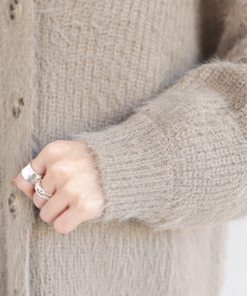 andme(アンドミー)の「フェザーヤーン長袖ニットカーディガン(カーディガン/ボレロ・レディース・ブラック/アイボリー/グレイッシュベージュ/ライム/オレンジ/パープル/レッド/ブルー/ブラウン・M)」の16枚目の写真