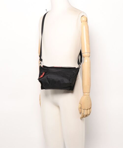 HUNTER(ハンター)の「【66】【HUNTER(ハンター)】ORG PACKABLE CROSSBODY(ショルダーバッグ・レディース・ブラック/ネイビー/シルバー/パープル/レッド/ピンク/イエロー/ホワイト/ホワイト系その他/ライトブルー/オリーブ/その他1/オレンジ/その他2/その他・FREE)」の19枚目の写真