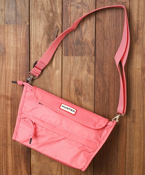 HUNTER(ハンター)の「【66】【HUNTER(ハンター)】ORG PACKABLE CROSSBODY(ショルダーバッグ・レディース・ブラック/ネイビー/シルバー/パープル/レッド/ピンク/イエロー/ホワイト/ホワイト系その他/ライトブルー/オリーブ/その他1/オレンジ/その他2/その他・FREE)」の10枚目の写真