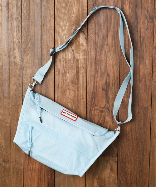 HUNTER(ハンター)の「【66】【HUNTER(ハンター)】ORG PACKABLE CROSSBODY(ショルダーバッグ・レディース・ブラック/ネイビー/シルバー/パープル/レッド/ピンク/イエロー/ホワイト/ホワイト系その他/ライトブルー/オリーブ/その他1/オレンジ/その他2/その他・FREE)」の6枚目の写真