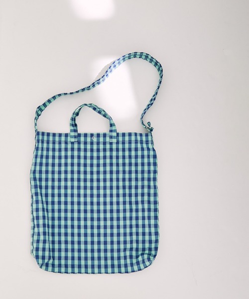 ADAM ET ROPE'（アダムエロペ）の「〈追加〉プリント2WAYバッグ（トートバッグ・レディース・サックスブルー/オレンジ/ブルー/イエロー/ブルー系その他4/ベージュ・FREE）」の5枚目の写真