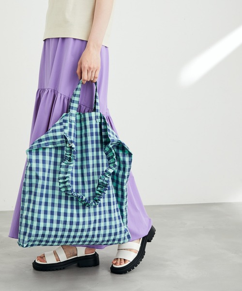 ADAM ET ROPE'（アダムエロペ）の「〈追加〉プリント2WAYバッグ（トートバッグ・レディース・サックスブルー/オレンジ/ブルー/イエロー/ブルー系その他4/ベージュ・FREE）」の17枚目の写真