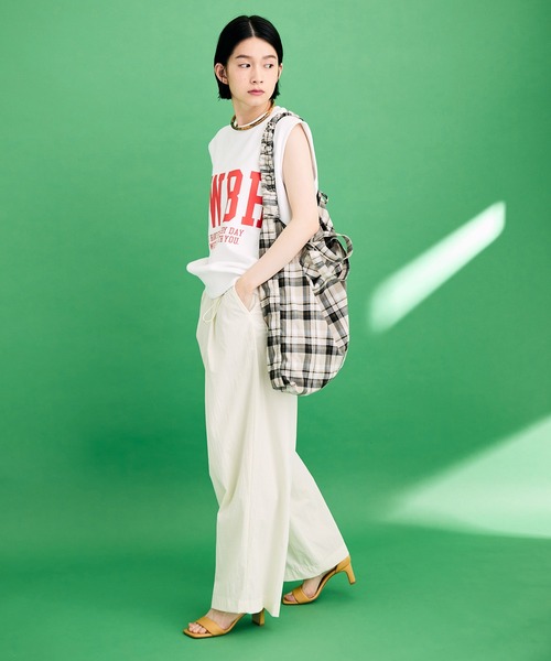 ADAM ET ROPE'（アダムエロペ）の「〈追加〉プリント2WAYバッグ（トートバッグ・レディース・サックスブルー/オレンジ/ブルー/イエロー/ブルー系その他4/ベージュ・FREE）」の7枚目の写真