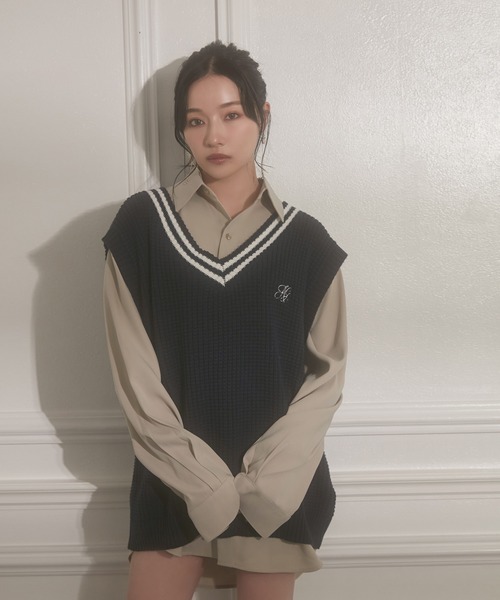 ANDGEEBEE（アンジービー）の「UNISEX カラーシャツ（シャツ/ブラウス・レディース・ベージュ/ブルー・MEDIUM）」の16枚目の写真