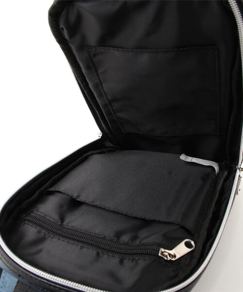 semantic design(セマンティックデザイン)の「セマンティックデザイン/semantic design デニム調 ボディーバッグ(ボディバッグ/ウエストポーチ・メンズ・ブラック/ブルー・FREE)」の5枚目の写真