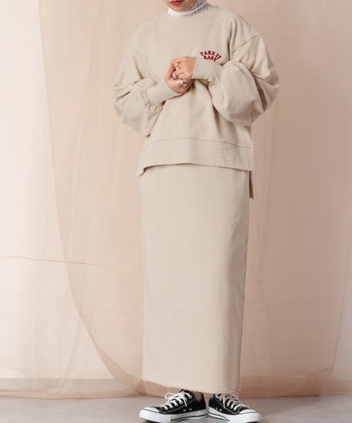 cepo（セポ）の「【SET ITEM】スウェット＋スカート ロゴシシュウセットアップ（ワンピース・レディース・ミント/ネイビー/ベージュ・M）」の4枚目の写真