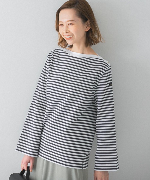 URBAN RESEARCH ROSSO WOMEN(アーバンリサーチ ロッソ)の「Le minor PATRICIA Boat/Neck Flare(Tシャツ/カットソー・レディース・ブラック系その他/レッド・SMALL)」の2枚目の写真