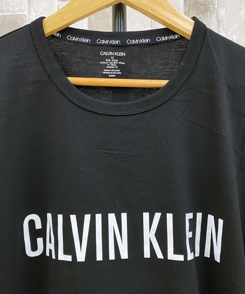 Calvin Klein（カルバン・クライン）の「CK ロゴプリントクルーネックTシャツ（ルームウェア/パジャマ・メンズ・ホワイト/ブラック/グレー・M/L/XL/S）」の4枚目の写真