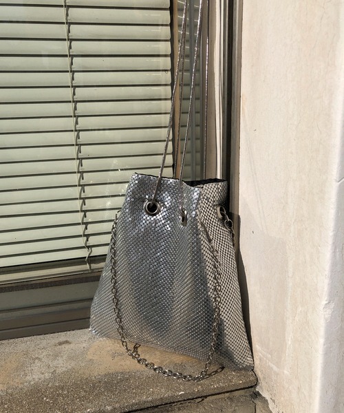 DouDou（ドゥドゥ）の「メタルチェーンポシェット（ショルダーバッグ・レディース・シルバー/ゴールド・FREE）」の18枚目の写真