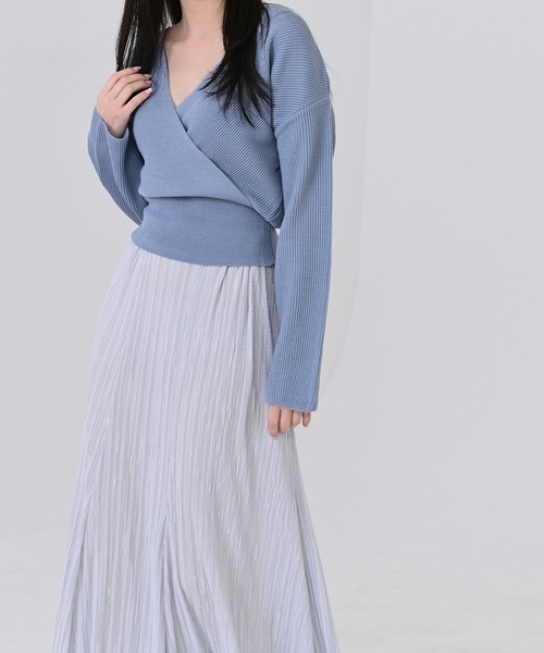 me+em select(ミームセレクト)の「ウェスト細見えショートニット(ニット/セーター・レディース・スカイブルー/ミント/ワイン/ブラック/ベージュ・FREE)」の20枚目の写真