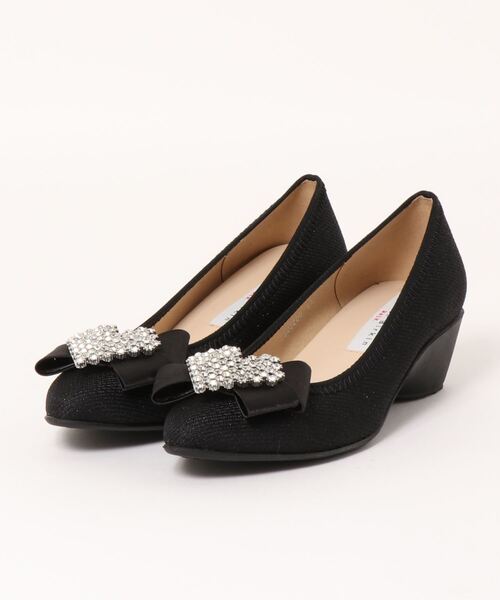 Bridget Birkin(ブリジットバーキン)の「【Bridget Birkin walk】ハートビジューリボンウォーキングパンプス(525200)(パンプス・レディース・ブラック/ベージュ/ネイビー・22.5/23/23.5/24/24.5)」の4枚目の写真