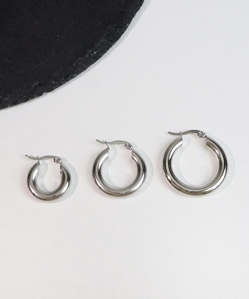 blackdia ocean（ブラックダイヤオーシャン）の「blackdia ocean ステンレスフープピアス幅5mm（ピアス（両耳用）・レディース・シルバー/ゴールド・#10/#15/#20）」の13枚目の写真