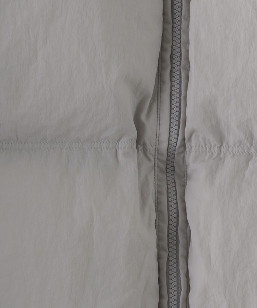 ADAMASTE(アダマスト)の「【2022aw】パデットボリュームダウンジャケット(ダウンジャケット/コート・メンズ・ライトグレー/アイボリー/ブラック・SMALL/MEDIUM/LARGE)」の5枚目の写真