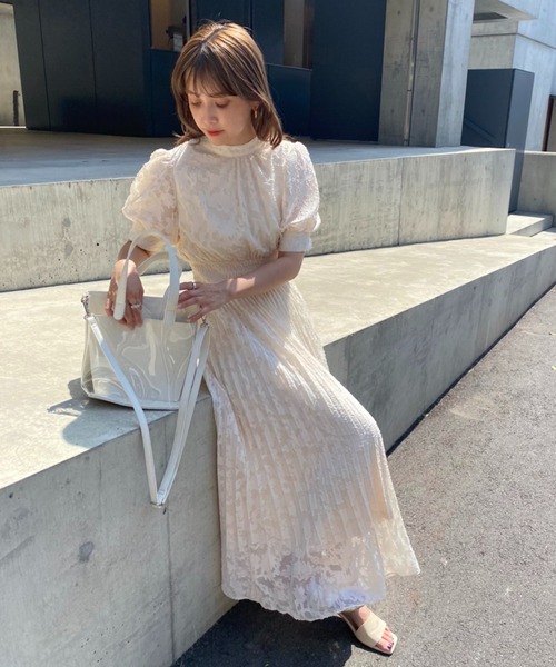 one after another NICE CLAUP(ワンアフターアナザーナイスクラップ)の「ハートポーチ付きPVCバック(ショルダーバッグ・レディース・ピンク/アイボリー/グレイッシュベージュ・FREE)」の20枚目の写真