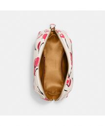ジュリエンヌ/コスメティックケース 17ウィズチェリープリント/コーチcoach COACH（コーチ）の「ジュリエンヌ コスメティック ケース 17 ウィズ
