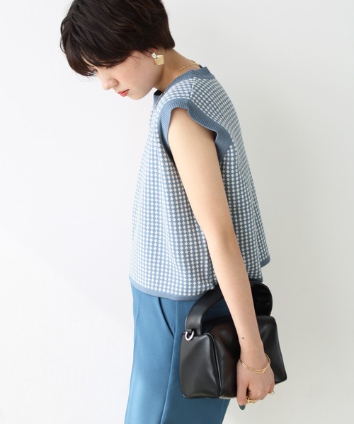 GeeRA(ジーラ)の「クロップドベストトップス(Tシャツ/カットソー・レディース・ベージュ/ブルー/ブラック・MEDIUM)」の19枚目の写真