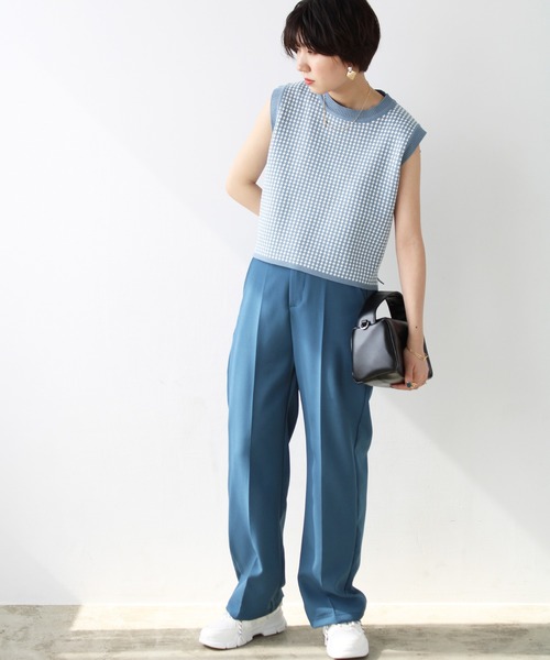 GeeRA(ジーラ)の「クロップドベストトップス(Tシャツ/カットソー・レディース・ベージュ/ブルー/ブラック・MEDIUM)」の21枚目の写真