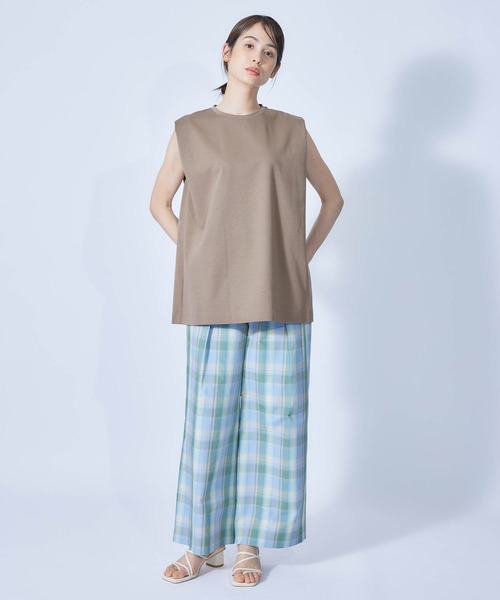 ROPE'（ロペ）の「【接触冷感・UVカット】プレミアムコットンタックノースリーブTシャツ（Tシャツ/カットソー・レディース・ブラック/ホワイト/オリーブ/ダークラベンダー/オレンジ・38）」の16枚目の写真