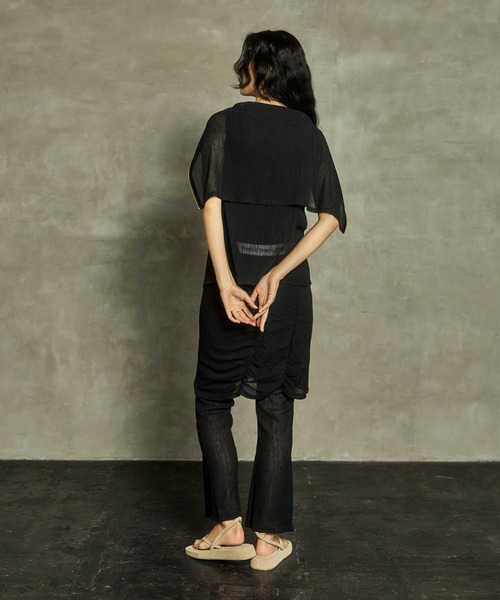 THINGS THAT MATTER(シングス ザット マター)の「THINGS THAT MATTER ZIP UP SLEEVE-LESS YORYU TOPS (ARCHIVE COLLECTION)(ベスト・レディース・ホワイト/ブラック/ベージュ・FREE)」の9枚目の写真