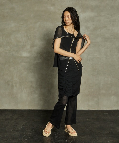 THINGS THAT MATTER(シングス ザット マター)の「THINGS THAT MATTER ZIP UP SLEEVE-LESS YORYU TOPS (ARCHIVE COLLECTION)(ベスト・レディース・ホワイト/ブラック/ベージュ・FREE)」の10枚目の写真