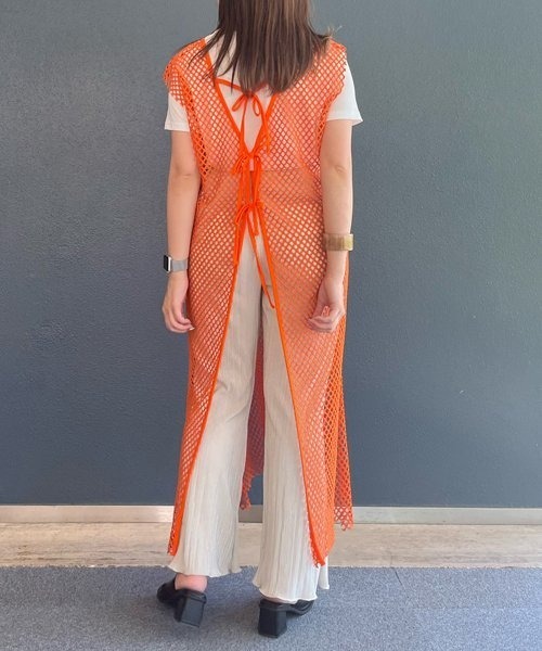 AS KNOW AS PINKY(アズノゥアズピンキー)の「メッシュが決め手ロングジレー(ベスト・レディース・ブラック/ベージュ/オフホワイト/オレンジ・FREE)」の6枚目の写真