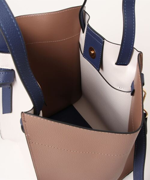 Bou Jeloud（ブージュルード）の「【WEB限定】キューブショルダーバッグ（ハンドバッグ・レディース・ブラック/モカ/A・-）」の10枚目の写真